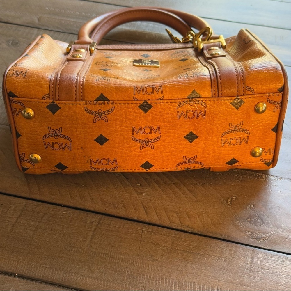 💎MCM COGNAC SMALL BOSTON BAG EUC💎 - Picture 8 of 14